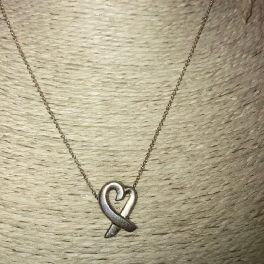 Tiffany & Co. Paloma Picasso 925 Sterling Silver Loving Heart Necklace 16"